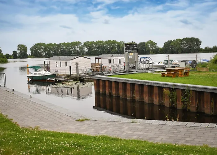 - Eiderlodge 1 * Suderstapel